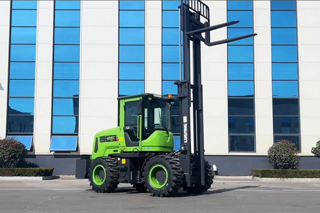 魯工T838越野叉車